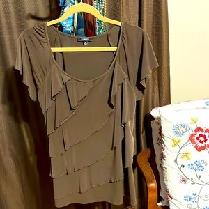 Women’s top size M